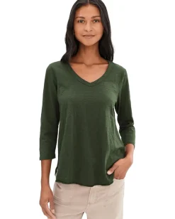 Mod-o-doc 3/4 Sleeve V-Neck Tee with Curved Hem Elm Green Hot