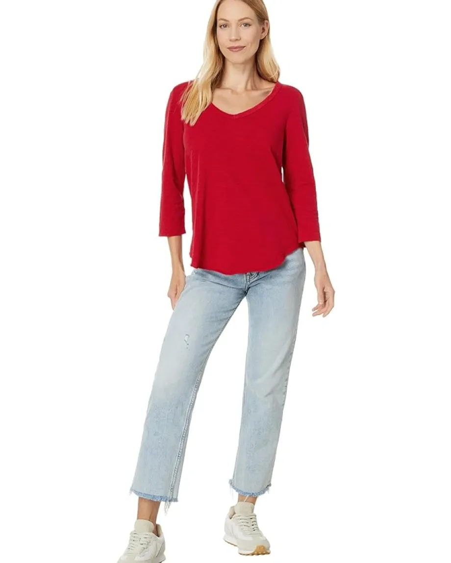 Mod-o-doc 3/4 Sleeve V-Neck Tee with Curved Hem Ruby Red New