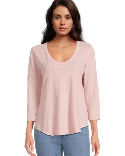 Women Mod-o-doc 3/4 Sleeve V-Neck Tee with Curved Hem