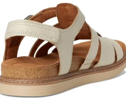 Women Clarks Arwell Sun