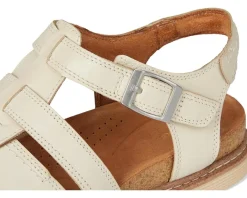 Women Clarks Arwell Sun