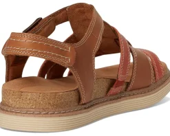 Women Clarks Arwell Sun