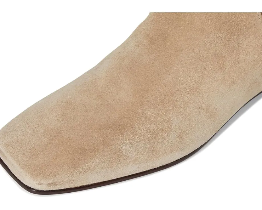 Women Bernardo Barnes