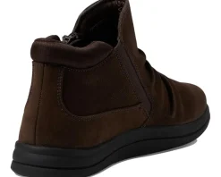 Clarks Breeze Range Dark Brown Hot