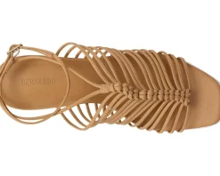 Women Bernardo Briga