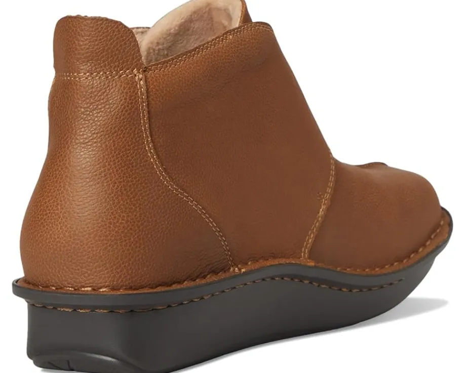 Alegria Caiti Maple Discount