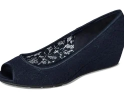 Women Bandolino Candra