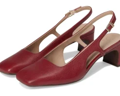 Women Naturalizer Carmen