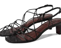 Women Bernardo Catrina