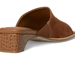 Donald Pliner Clodie Saddle Hot