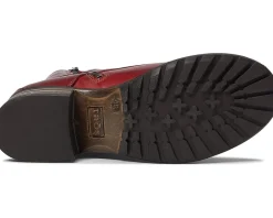 Women Taos Footwear Crave