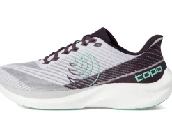 Women Topo Athletic Cyclone 3