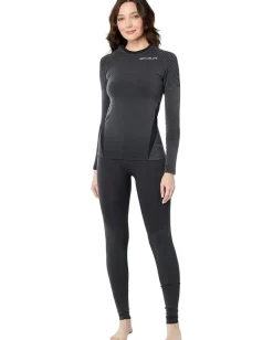 Women Hot Chillys 3-D Knit Crew