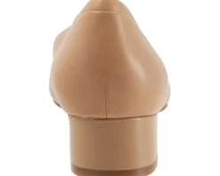 Women Trotters Daisy