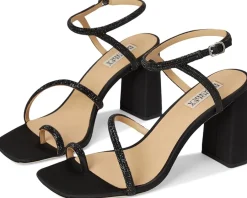 Badgley Mischka Dalilah Black Hot
