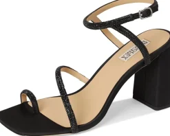 Badgley Mischka Dalilah Black Hot