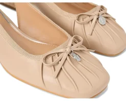 Women Donald Pliner Darah