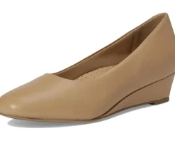 Women Trotters Denisse