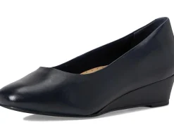 Trotters Denisse Navy Best