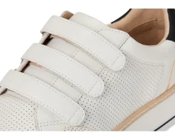 Women Donald Pliner Dreamboat