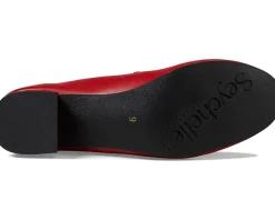 Women Seychelles Dusk to Dawn