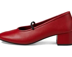 Women Seychelles Dusk to Dawn