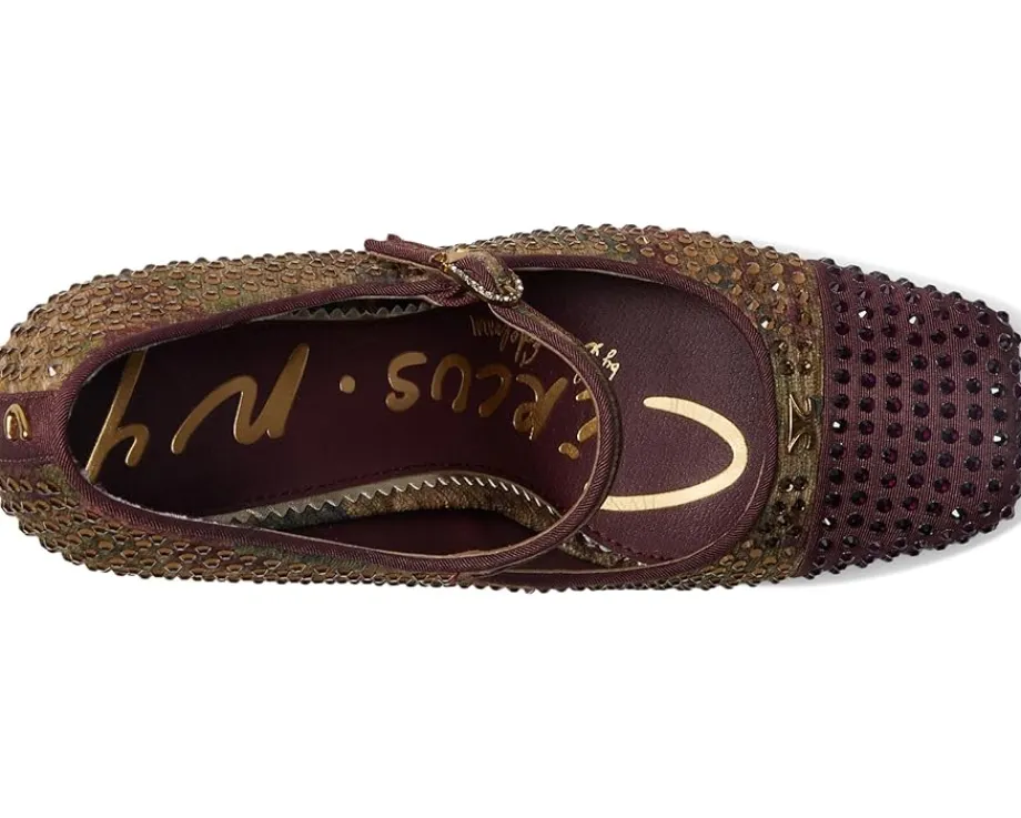 Women Circus NY by Sam Edelman Elora