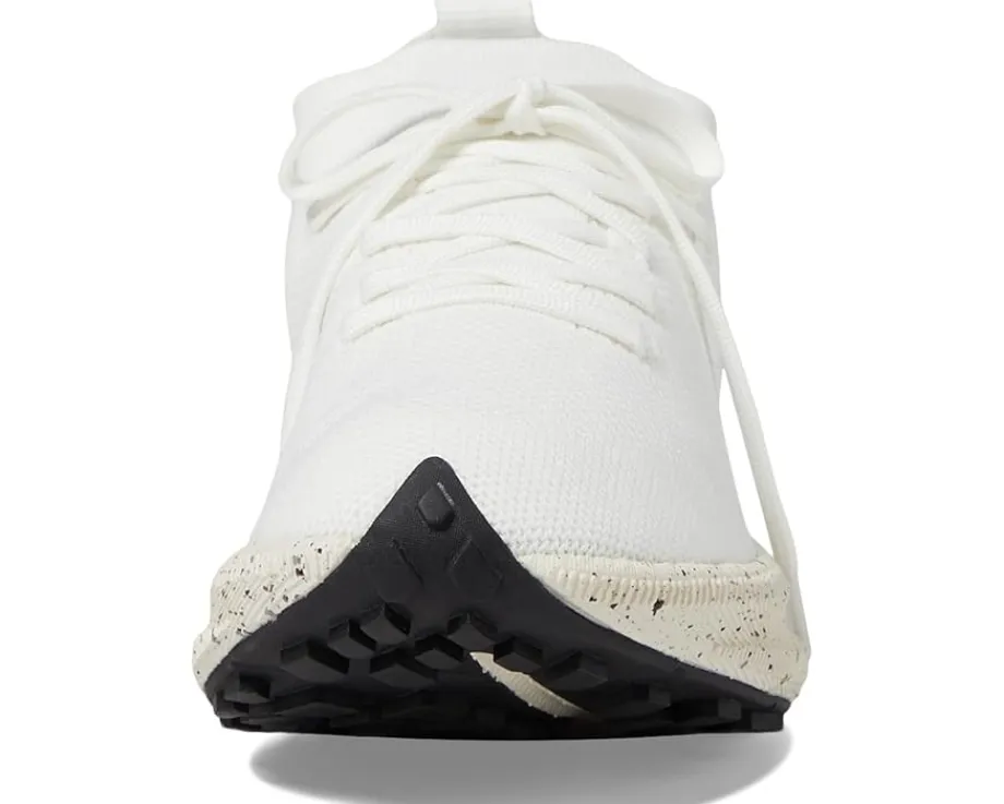 Women Craft Endurance Nature