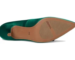 Women J. Renee Ezara