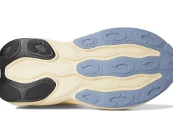 Women New Balance Fresh Foam X More v5