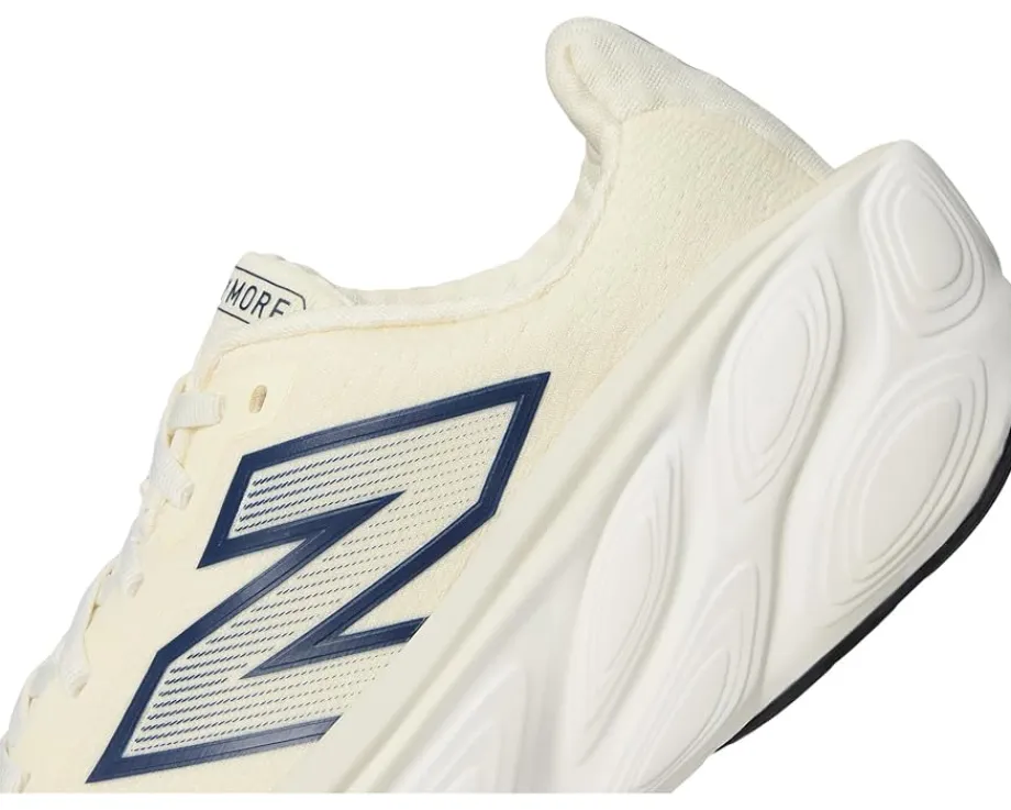 New Balance Fresh Foam X More v5 Angora/Sea Salt/Hot Mango Hot