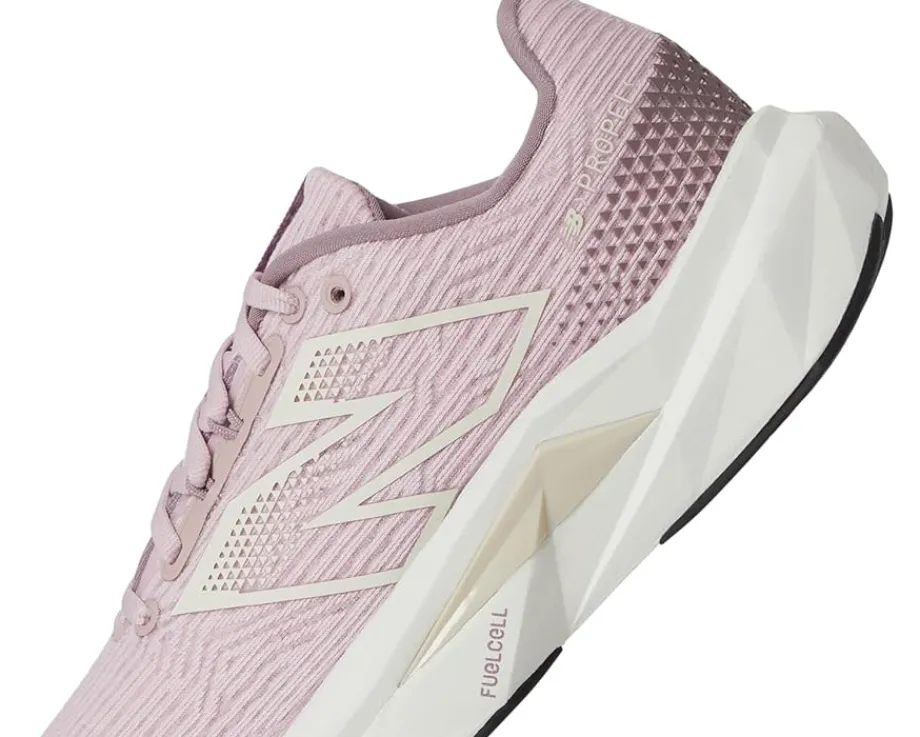 Women New Balance FuelCell Propel v5