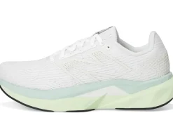 Women New Balance FuelCell Propel v5