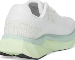 Women New Balance FuelCell Propel v5