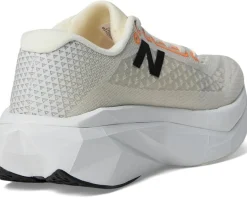 New Balance FuelCell SuperComp Trainer v3 Angora/Hot Mango/Black Best
