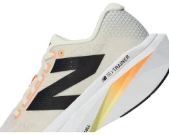 New Balance FuelCell SuperComp Trainer v3 Angora/Hot Mango/Black Best