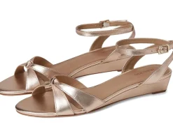 Women Bernardo Garcel