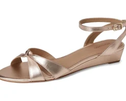 Women Bernardo Garcel