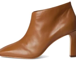 Women Bernardo Garda