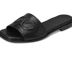 Women Naturalizer Genevieve