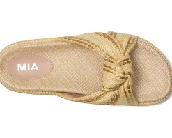 Women MIA Giade