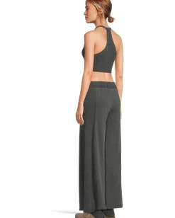 Women FP Movement Go To Set