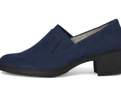 Women Cliffs by White Mountain Hunton