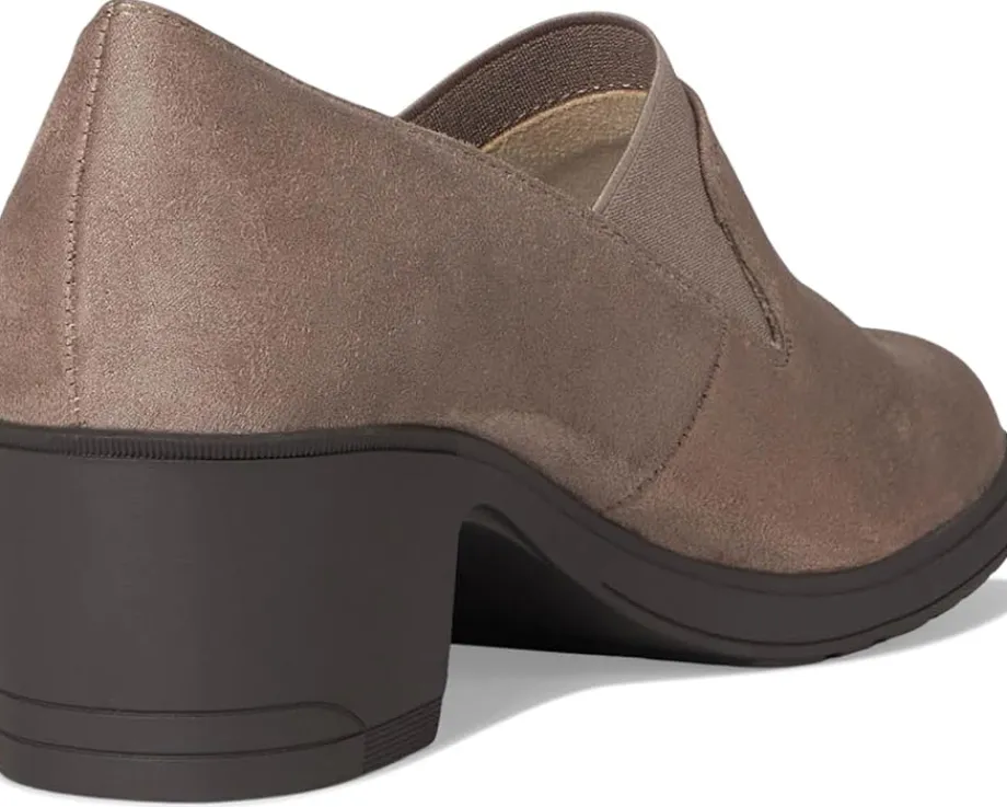 Women Cliffs by White Mountain Hunton