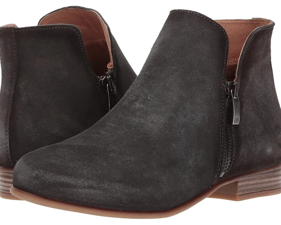 Eric Michael Isabella Grey Discount