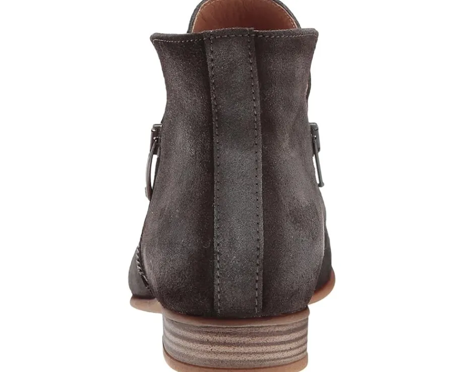 Eric Michael Isabella Grey Discount