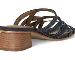 Women Bernardo Jacin