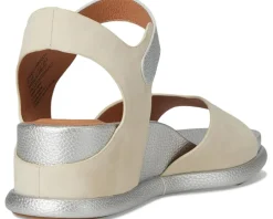 Women Gentle Souls by Kenneth Cole Jalleen