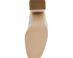 Steve Madden Livah Bone Hot