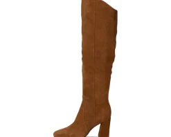 Women Naturalizer Lyric